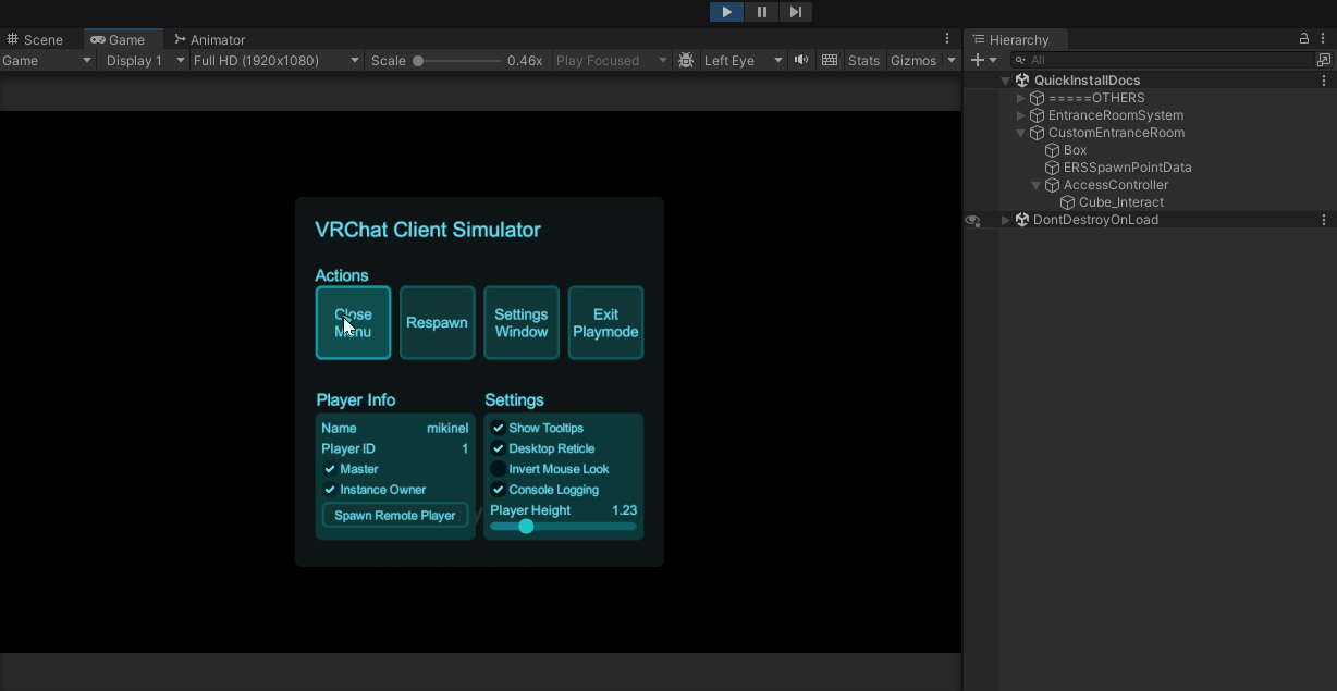 カスタムエントランスルームの動作を確認している様子